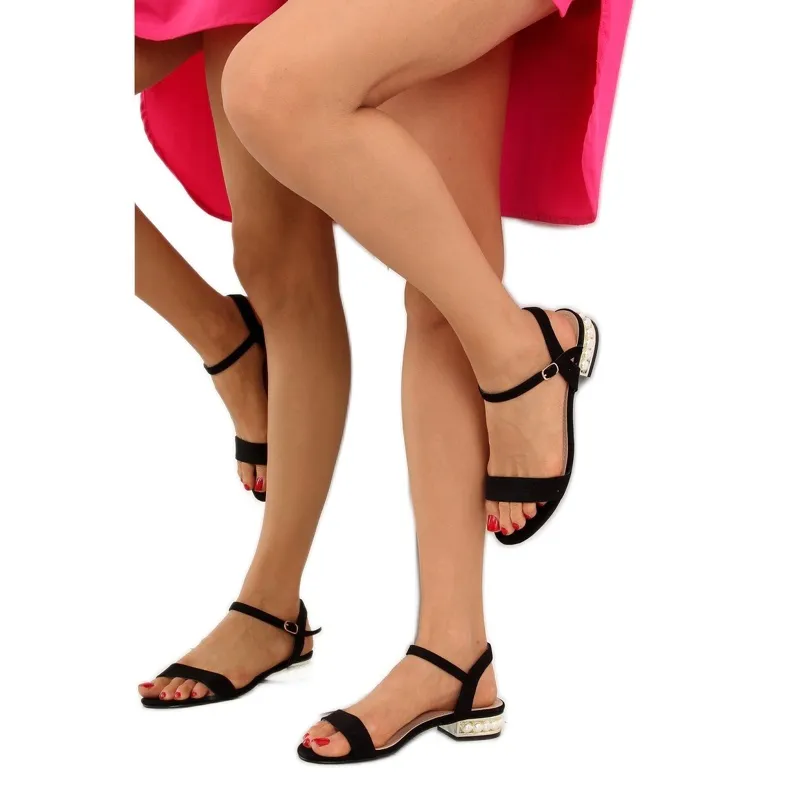 SANDALEN MET HOGE HAK EN PARELS ZWART 99